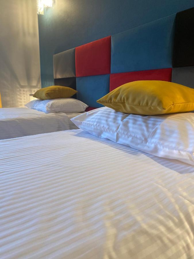 Hotel Marta オワバ エクステリア 写真